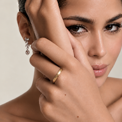 Anel Anti Estresse Dourado Rotativo Diamante