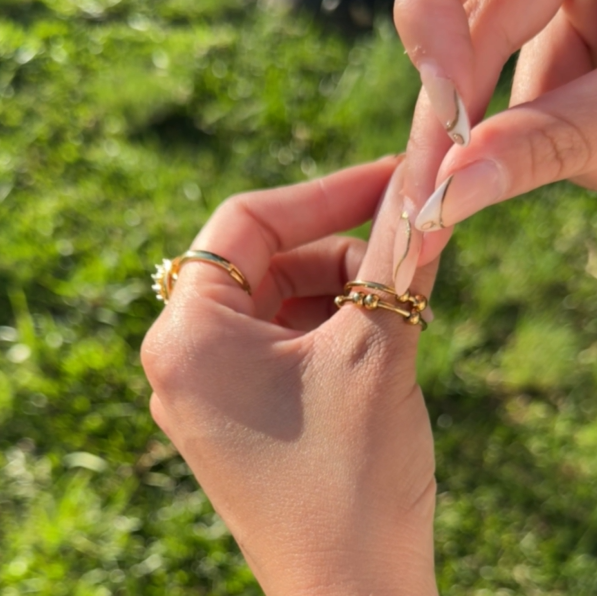Anel Anti Estresse  Dourado C/ Bolinhas