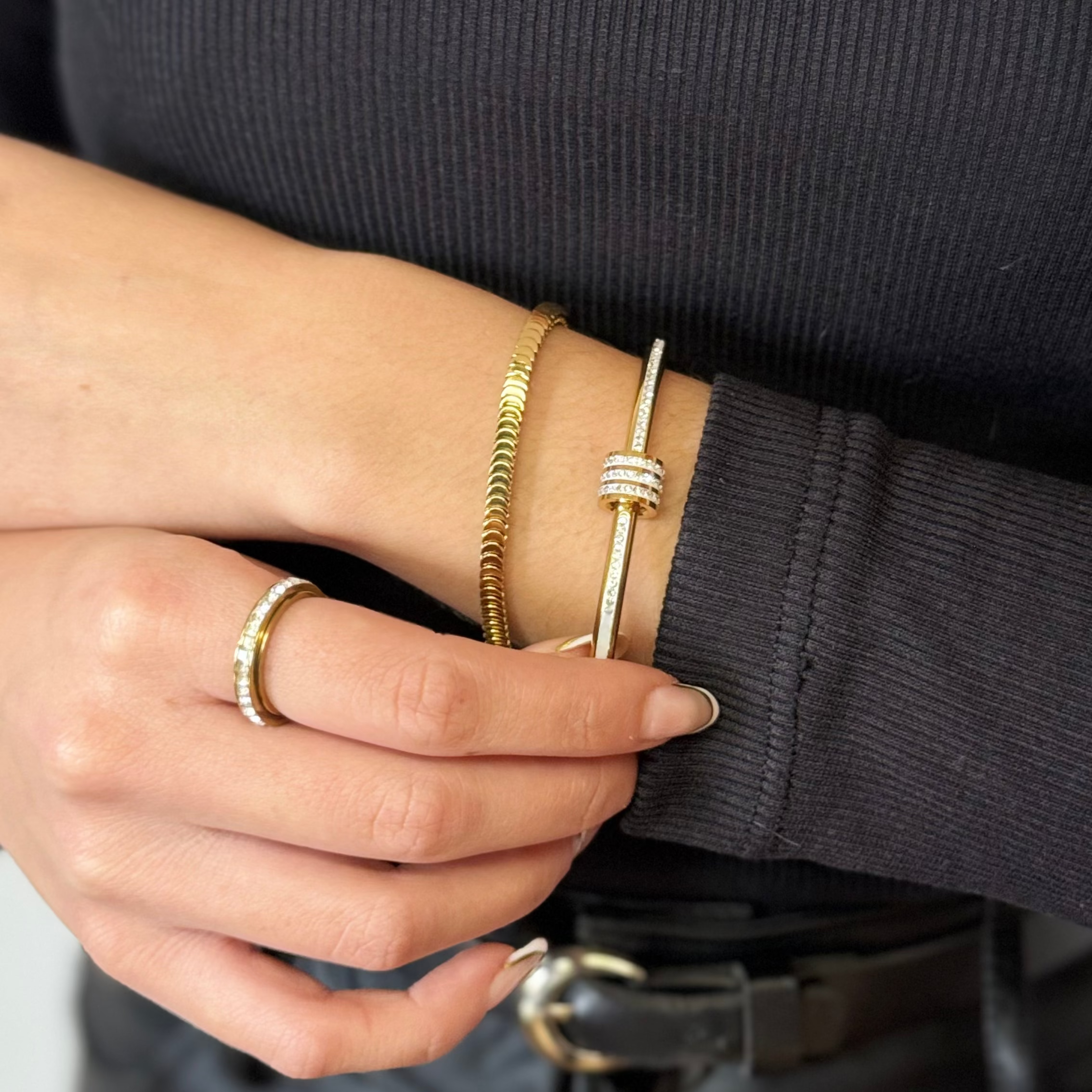 Conjunto Europe Dourado