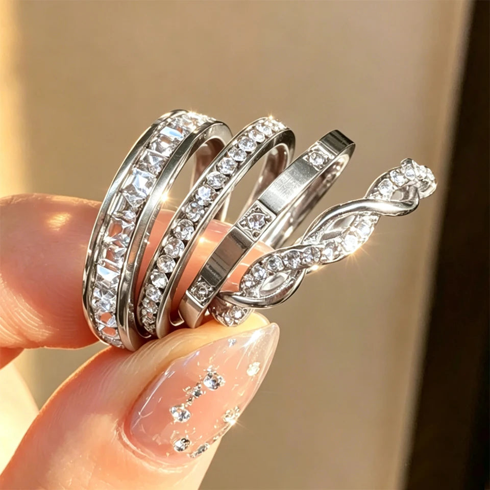 Conjunto 4 Anéis C/ Brilhantes