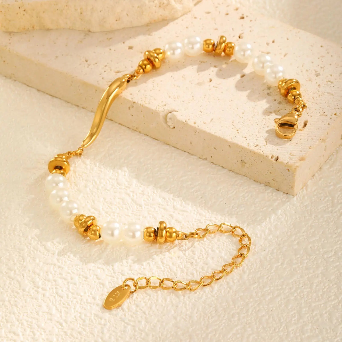 Pulseira de Esferas com Pérolas Isis