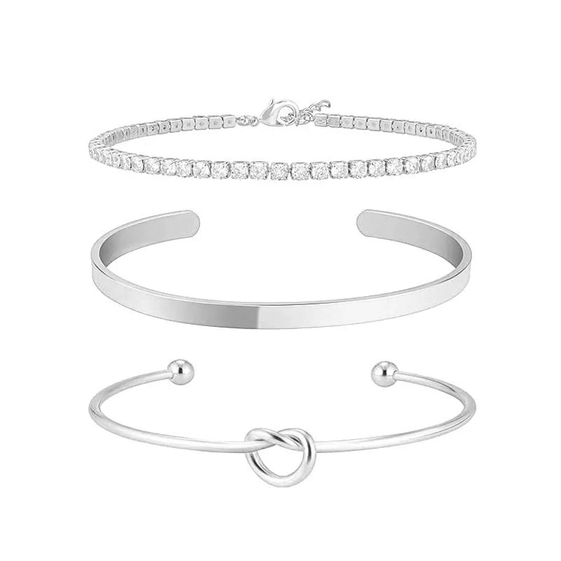 Conjunto 3 Braceletes Love Gold
