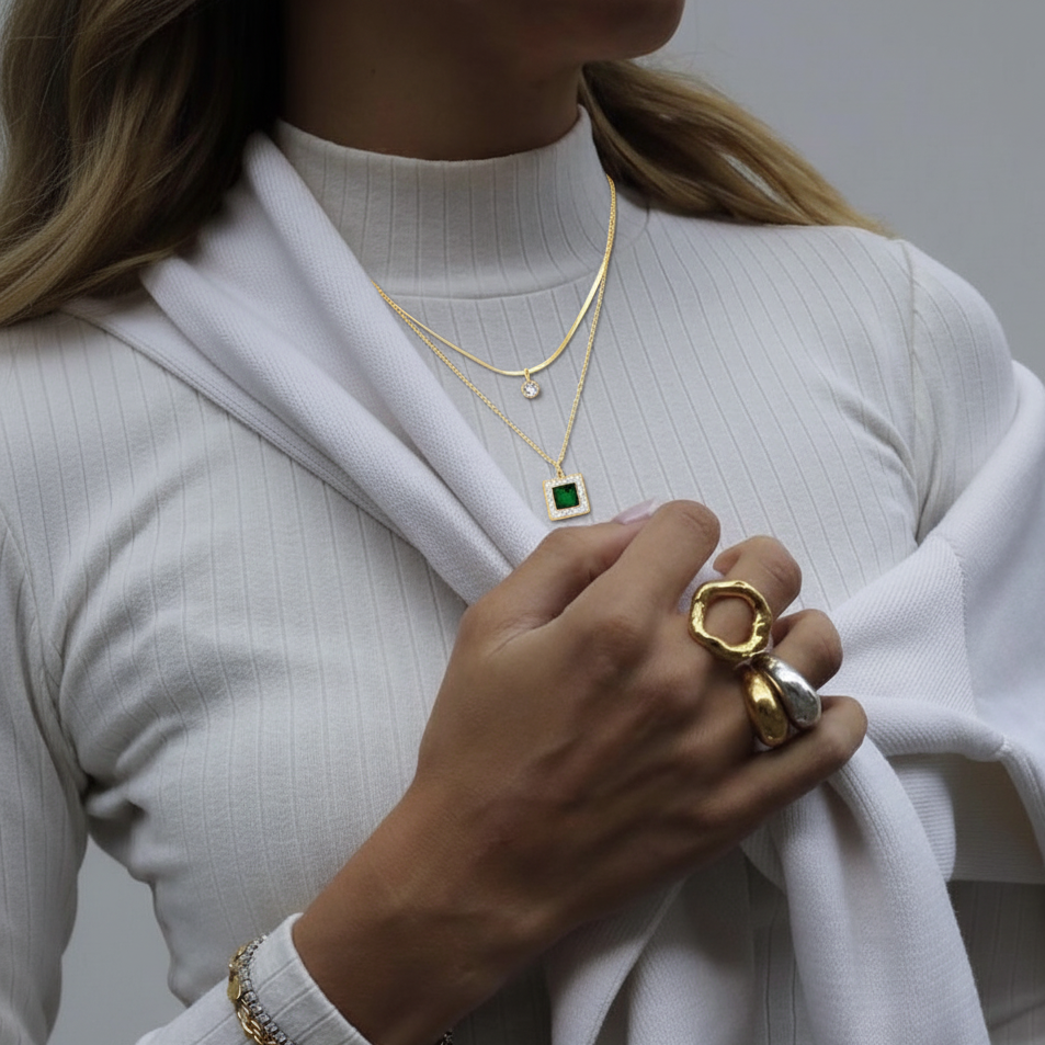 Colar Elune Duplo c/ Pingentes