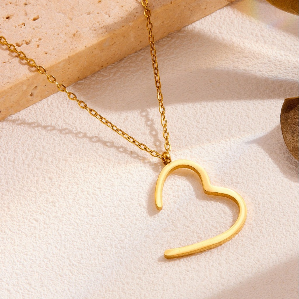 Colar c/ Pingente Love Belleza