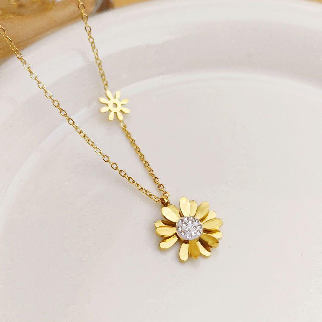 Colar Margaretti c/ Pingente Dourado