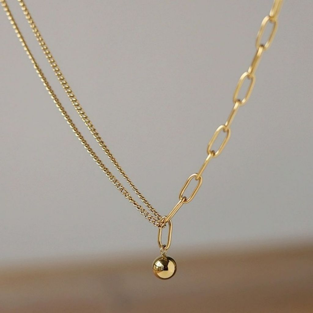 Colar Eirene c/ Pingente Dourado