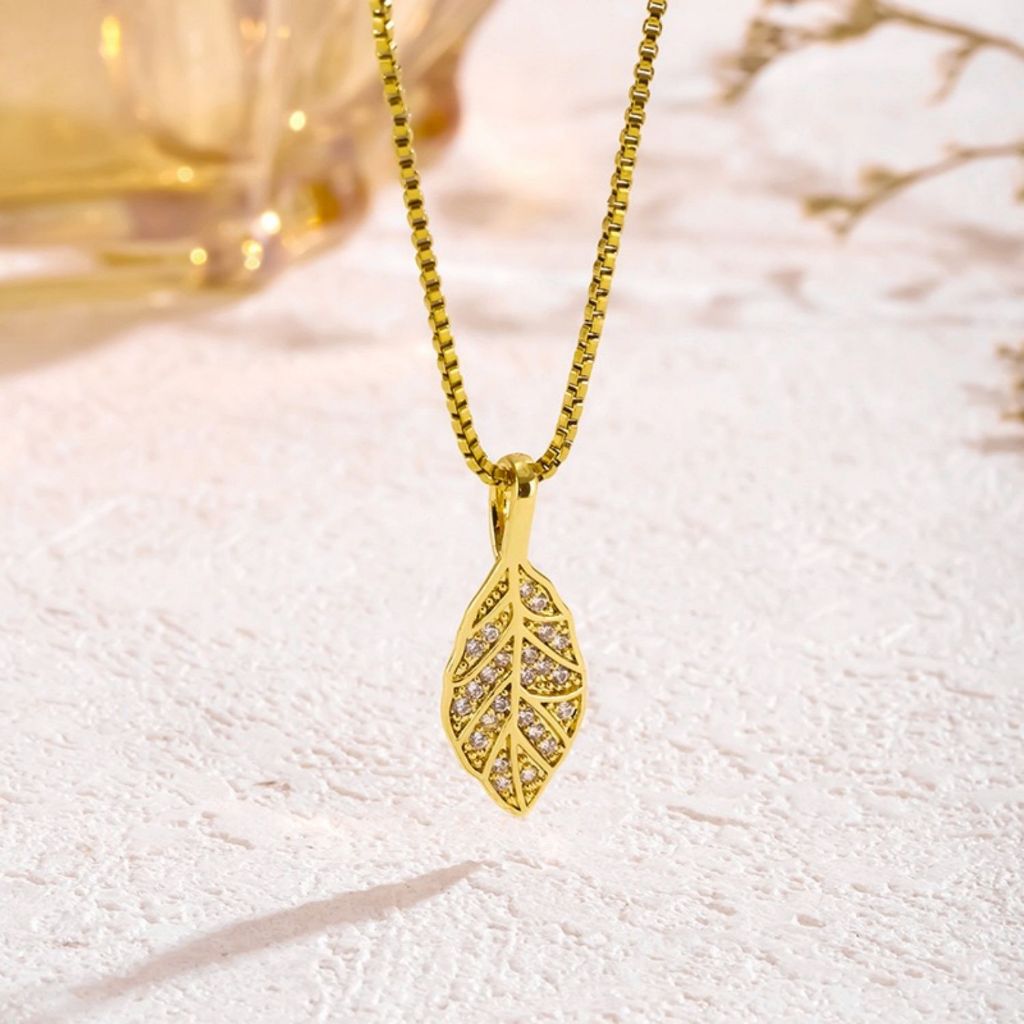 Colar Livia Folha de Ouro